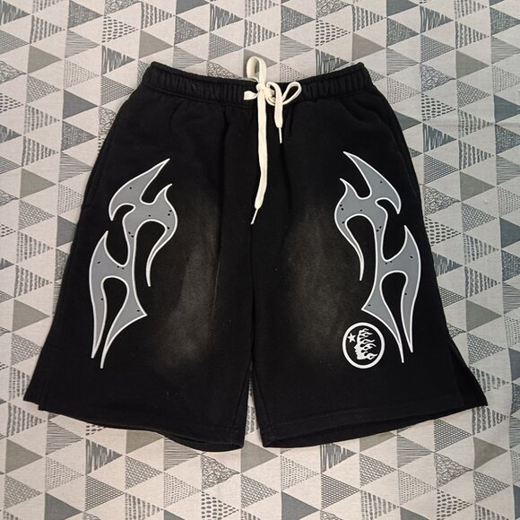 Hellstar Sports Fitness Beach Sports Shorts Size L